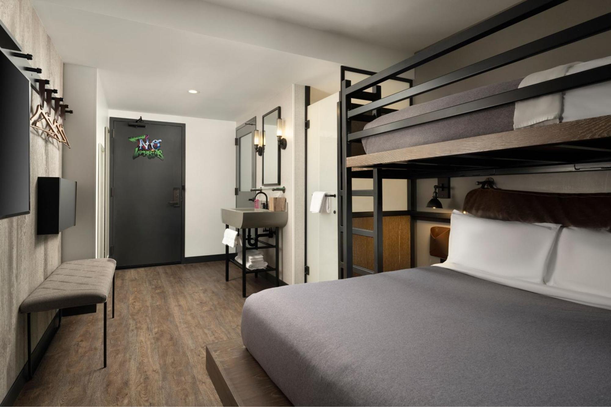 Hotel Moxy Chicago Downtown Exterior foto