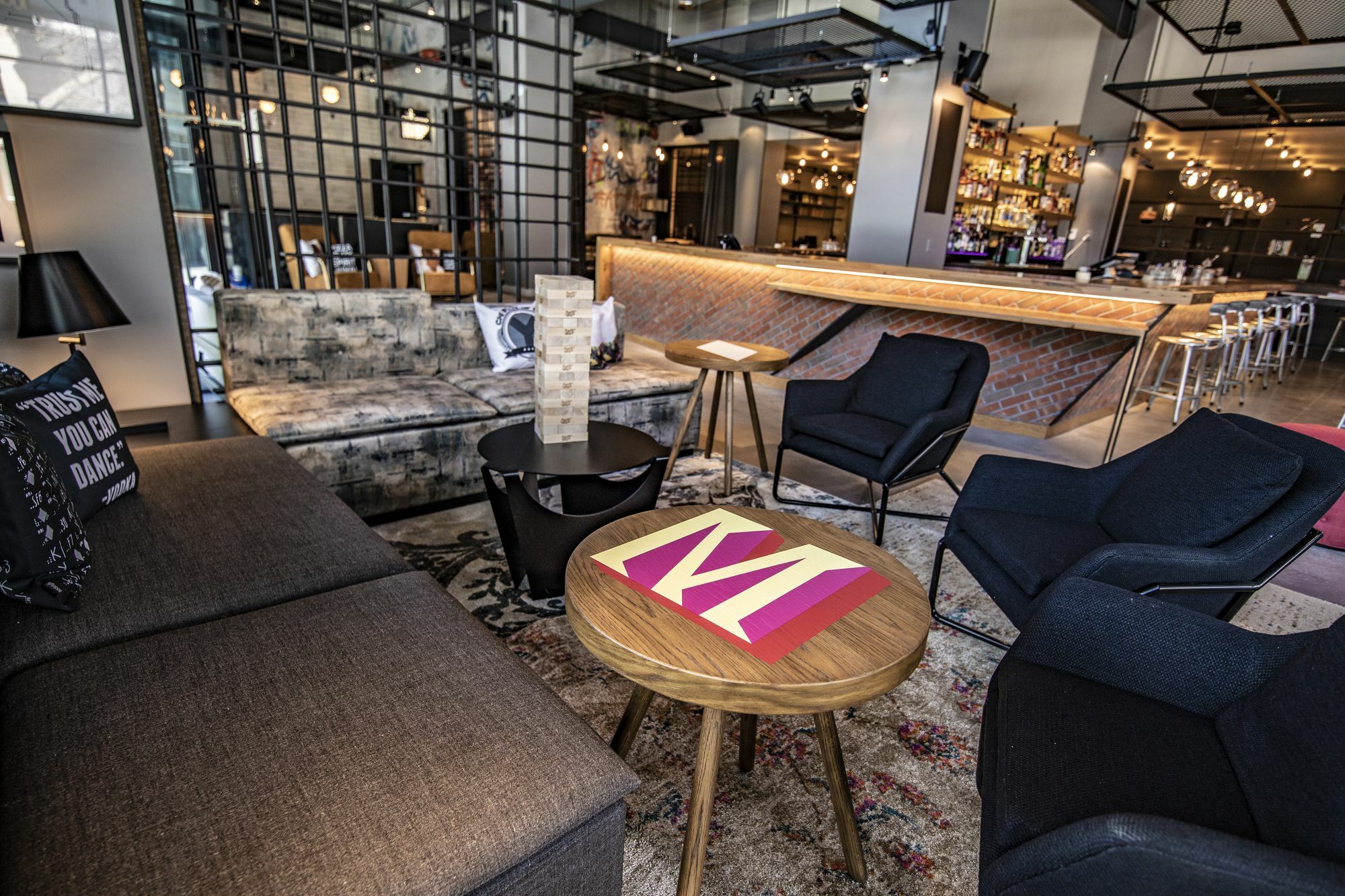 Hotel Moxy Chicago Downtown Exterior foto