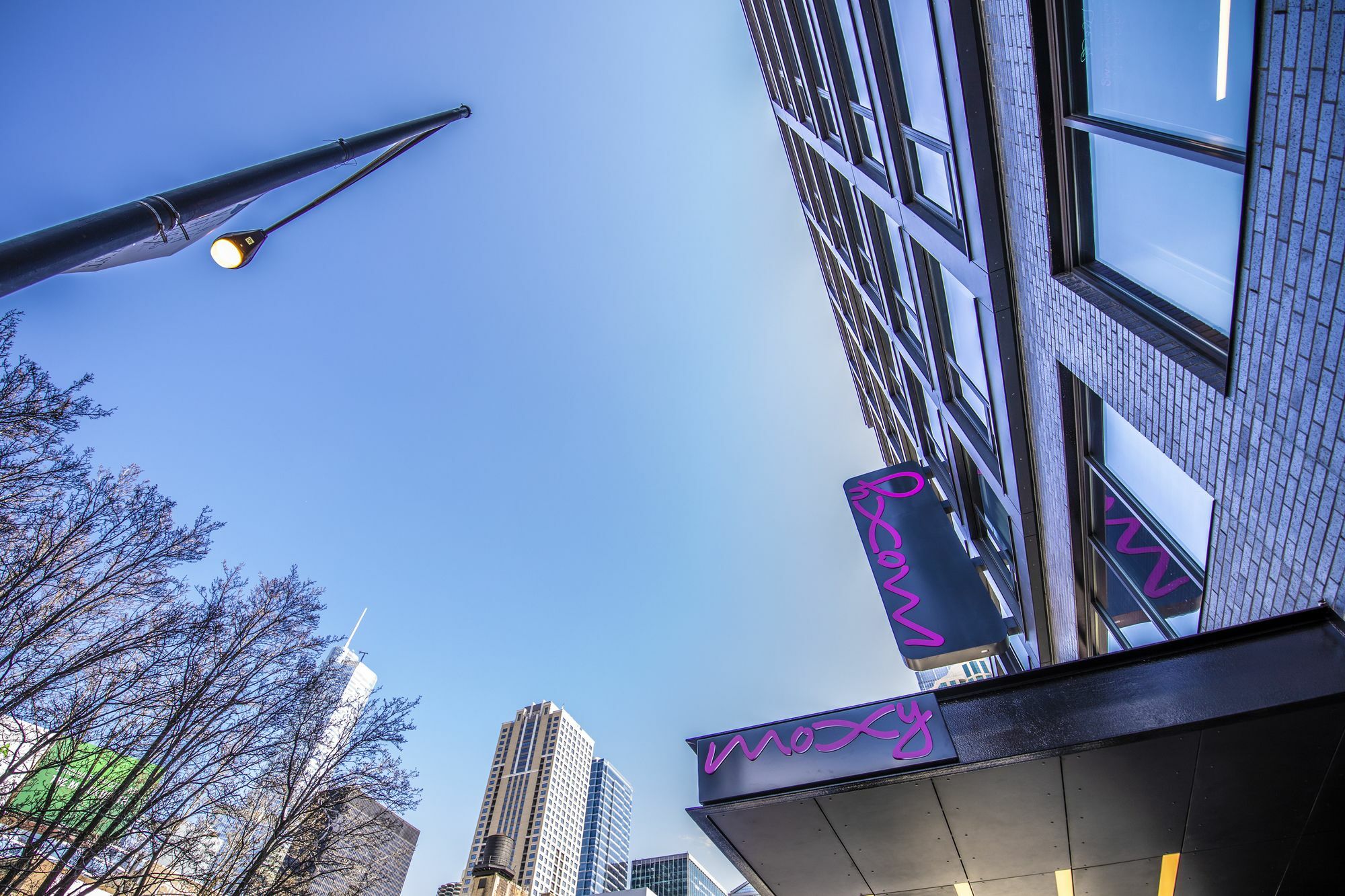 Hotel Moxy Chicago Downtown Exterior foto